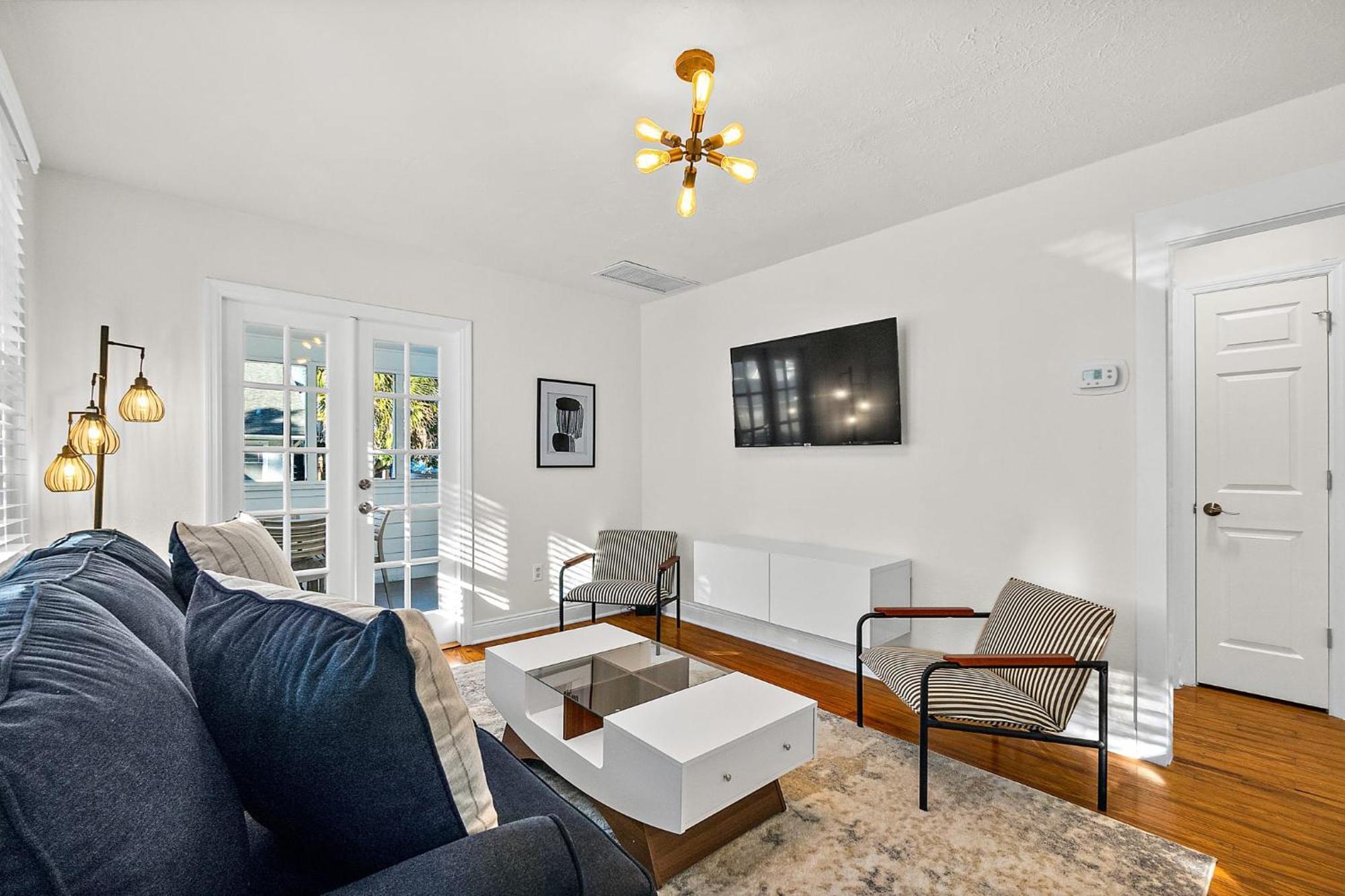 Private Uptown Flat - Walk To Nights Of Lights! Leilighet St. Augustine Eksteriør bilde